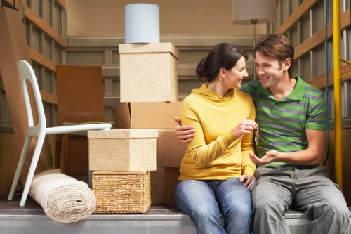 Residential flat move with moving truck support in Westkensington